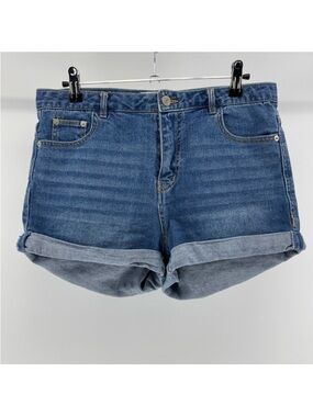 Love Tree High Rise Medium Wash Cuffed Denim Shorts, Women’s 31